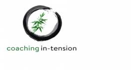 Logo: coaching in-tension - ein gezeichneter Kreis mit Bambusstreuchern im Zentrum